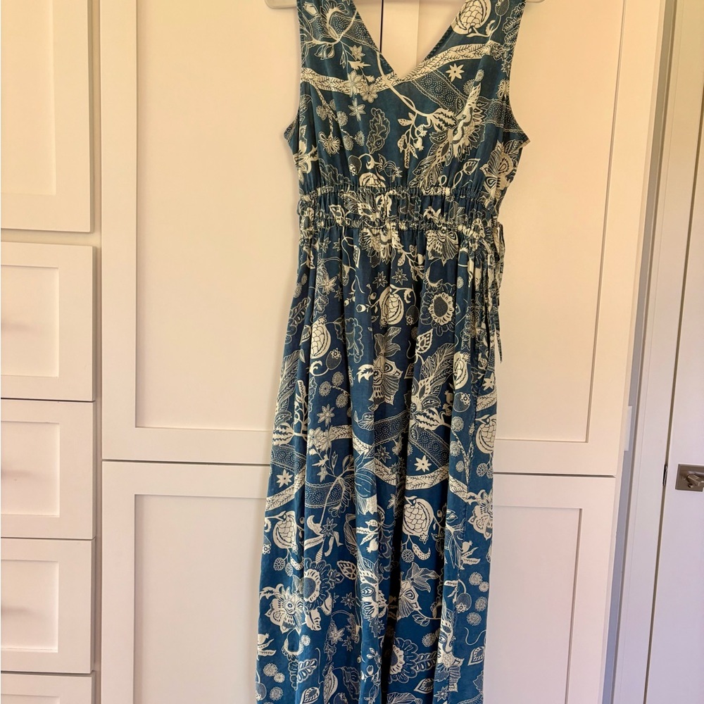Faherty V-Neck Maxi Dress with Pockets